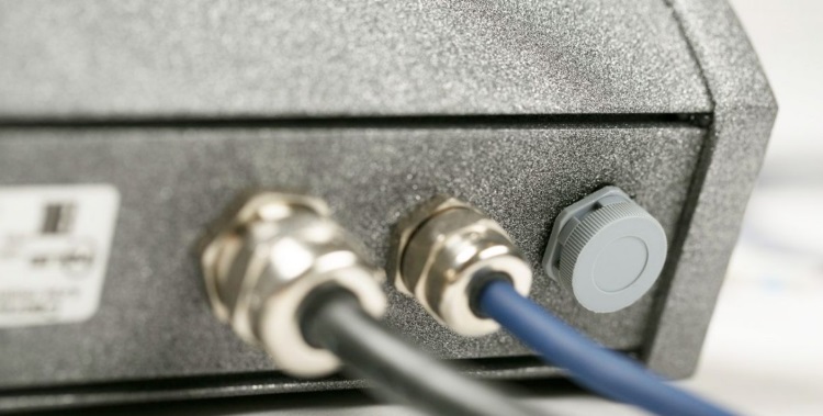 IntiLINE ILF7-1W50-30H-30 холодный белый, на кронштейне