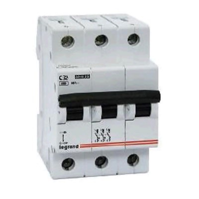 Автомат Legrand 3-ф 32A C LR Автомат Legrand 3-ф 32A C LR