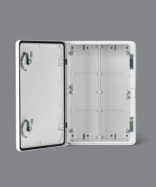 Щит пластиковый с монтажной панелью МЭК ЩПМП-03 (500х350х200) IP65 Щит пластиковый с монтажной панелью МЭК ЩПМП-03 (500х350х200) IP65