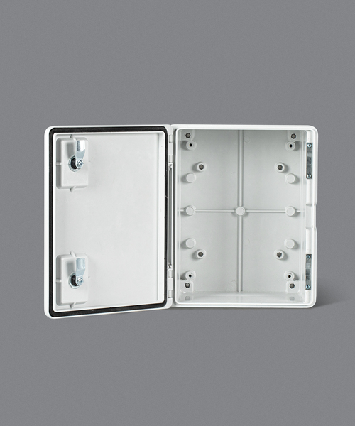 Щит пластиковый с монтажной панелью МЭК ЩПМП-02 (400х300х200) IP65 Щит пластиковый с монтажной панелью МЭК ЩПМП-02 (400х300х200) IP65