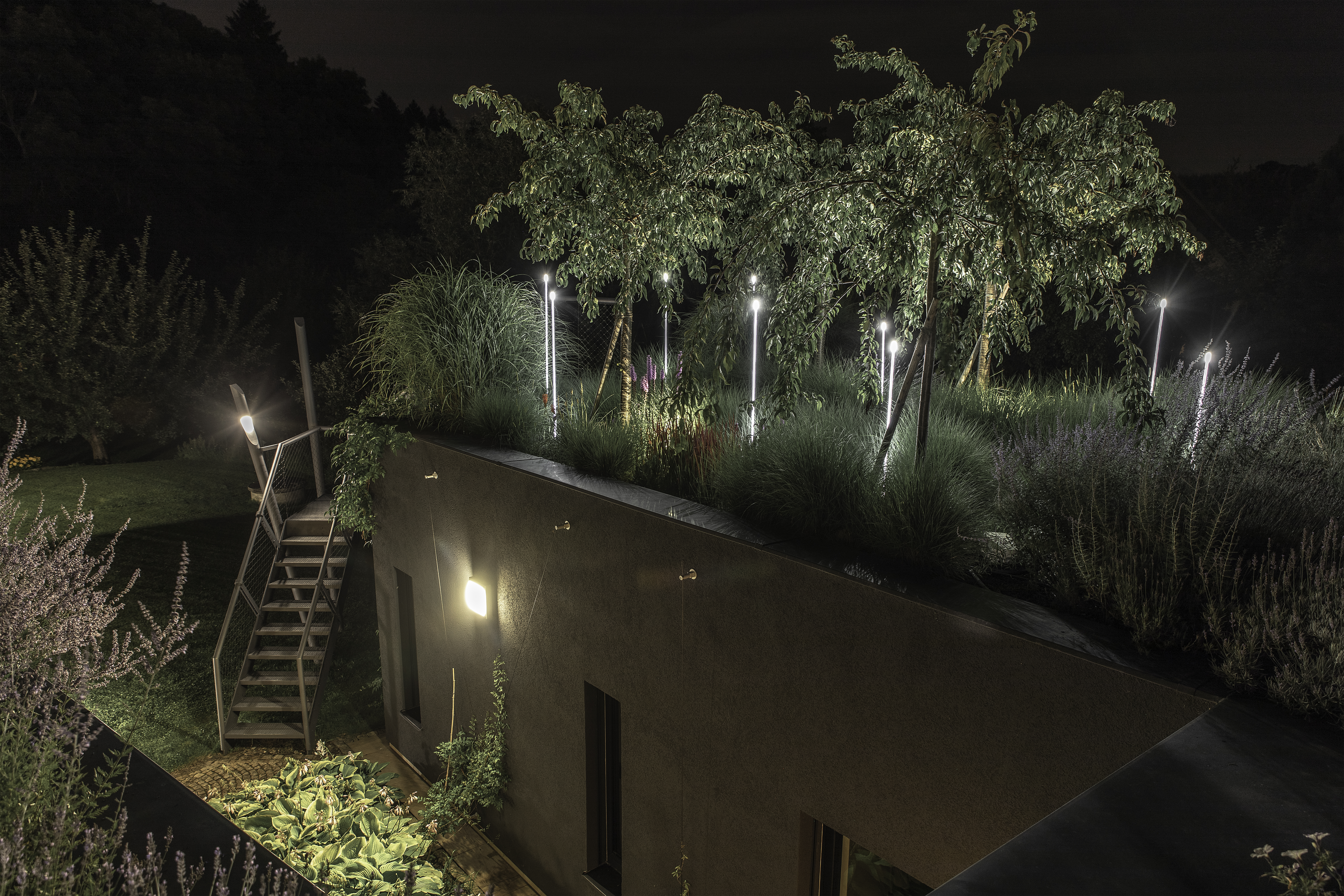 Декоративный светильник iGuzzini Typha Bollard Steel ADT2.713 (1500mm)