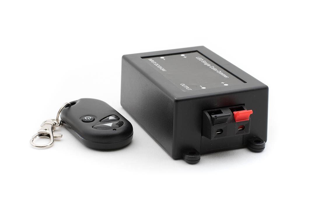 Диммер для ленты RF-DIM-3-8A Диммер для ленты RF-DIM-3-8A