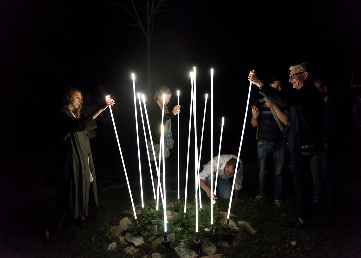 Декоративный светильник iGuzzini Typha Bollard Steel ADT0.713 (1000mm)