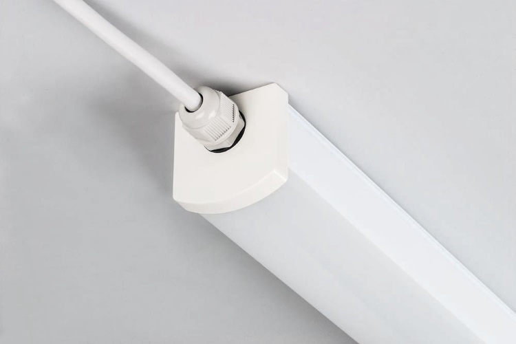 Светодиодный светильник AL5051 36W/240LEDs/4000K/IP65 в пластиковом корпусе Feron