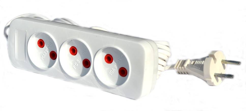 Удлинитель 3 гнезда У-10-447 5 м, шнур ПВС 3х1